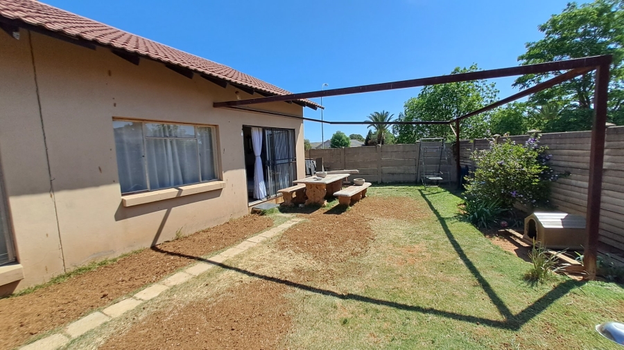 4 Bedroom Property for Sale in Uitsig Free State